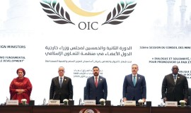 رئيس الحكومة يطلق مبادرة للنقل والاتصالات خلال اجتماعات منظمة التعاون الإسلامي