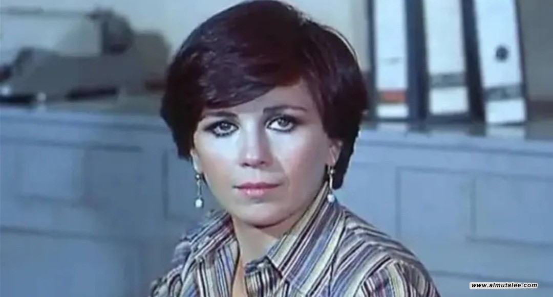 فنانة مصرية تتصدر الترند بعد الحكم القضائي على نجلها
